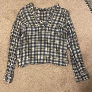 Plaid V-Neck Shirt